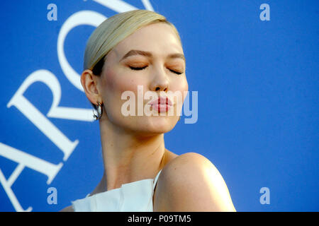 Karlie Kloss frequentando il CFDA Fashion Awards 2018 al Brooklyn Museum il 4 giugno 2018 a New York City. Foto Stock