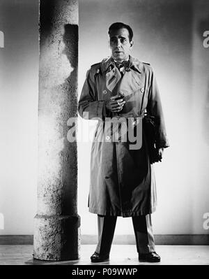 Pellicola originale titolo: Scirocco. Titolo inglese: Scirocco. Regista: CURTIS BERNHARDT. Anno: 1951. Stelle: Humphrey Bogart. Credito: Columbia Pictures / Album Foto Stock