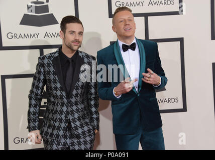 Macklemore arrivando al 56th Annual Grammy Awards 2014 presso il centro di fiocco in Los Angeles.Macklemore 552 evento nella vita di Hollywood - California, tappeto rosso Evento, STATI UNITI D'AMERICA, industria cinematografica, celebrità, fotografia, Bestof, arte cultura e intrattenimento, Topix celebrità moda, migliori della vita di Hollywood, evento nella vita di Hollywood - California, moquette rossa e dietro le quinte, ,arti della cultura e del divertimento, fotografia, inchiesta tsuni@Gamma-USA.com , Musica celebrità, musicista, Music Group, 2014 Foto Stock