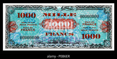 . Inglese: militare alleato valuta-1000 franchi (1944) dalla prima delle due questioni di militare alleato, valuta il primo problema supplementare per il franco francese è stata stampata in otto denominazioni. Il 2, 5 e 10 franc note sono square mentre il 50, 100, 500, 1.000 e 5.000 Francia note sono di forma rettangolare. Il design di retromarcia è simile per tutta la questione. Il presente esempio è un modello di nota (SN 00000000). . 17 dicembre 2013, 13:25:58. Stampato dalla litografia Forbes Manufacturing Co., Boston, USA. Museo Nazionale di Storia Americana nome nativo Museo Nazionale di Storia Americana genitore Foto Stock