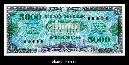 . Inglese: militare alleato valuta-5000 franchi (1944) dalla prima delle due questioni di militare alleato, valuta il primo problema supplementare per il franco francese è stata stampata in otto denominazioni. Il 2, 5 e 10 franc note sono square mentre il 50, 100, 500, 1.000 e 5.000 Franc note sono di forma rettangolare. Il design di retromarcia è simile per tutta la questione. Il presente esempio è un modello di nota (SN 00000000). . 17 dicembre 2013, 13:25:58. Stampato dalla litografia Forbes Manufacturing Co., Boston, USA. Museo Nazionale di Storia Americana nome nativo Museo Nazionale di Storia Americana genitore Foto Stock