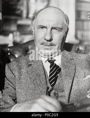 Stelle: Ralph Richardson. Foto Stock