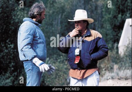 Pellicola originale titolo: Pale Rider. Titolo inglese: Pale Rider. Regista: Clint Eastwood. Anno: 1985. Stelle: Clint Eastwood. Credito: WARNER BROTHERS / Album Foto Stock