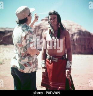 Pellicola originale titolo: i ricercatori. Titolo italiano: i ricercatori. Regista: JOHN FORD. Anno: 1956. Credito: WARNER BROTHERS / Album Foto Stock