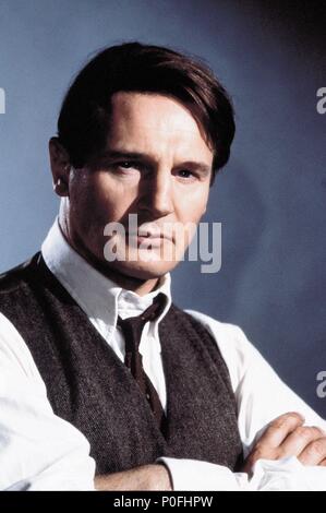 Pellicola originale titolo: Michael Collins. Titolo inglese: Michael Collins. Regista: Neil Jordan. Anno: 1996. Stelle: LIAM NEESON. Credito: GEFFEN FILM COMPANY / Album Foto Stock