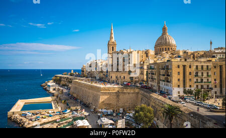 Vista di La Valletta, la capitale di Malta Foto Stock