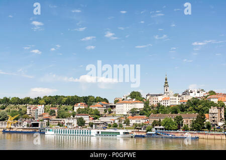 Belgrado, Serbia, 2 luglio 2014: vista generale di Belgrado, la capitale e la città più grande della Serbia. È situato alla confluenza del fiume Sava e Danu Foto Stock