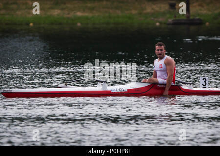 Il 9 giugno 2018, Ada Ciganlija CORSO REGATA, Belgrado, Serbia; ECA Canoa Sprint e Paracanoe Senior European Championships; Tomas Mozdzierski di POL compete in uomini di VL3, una Finale, 200m gara sprint Foto Stock