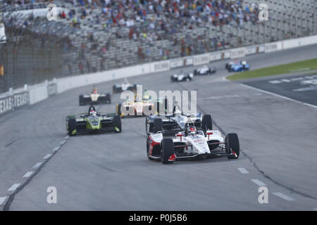 Fort Worth, Texas, Stati Uniti d'America. Il 9 giugno, 2018. MARCO ANDRETTI (98) degli Stati Uniti le battaglie per la posizione durante la tecnologia DXC 600 al Texas Motor Speedway di Fort Worth, Texas. Credito: Justin R. Noe Asp Inc/ASP/ZUMA filo/Alamy Live News Foto Stock