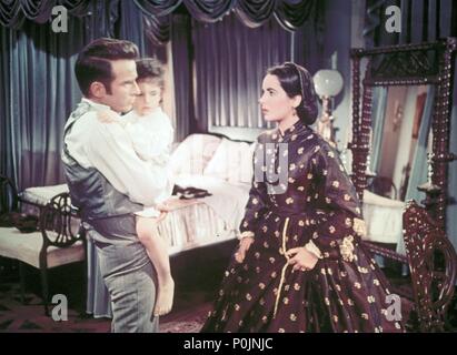 Pellicola originale titolo: RAINTREE COUNTY. Titolo inglese: RAINTREE COUNTY. Regista: EDWARD DMYTRYK. Anno: 1957. Stelle: Elizabeth Taylor; MONTGOMERY CLIFT. Credito: M.G.M / Album Foto Stock