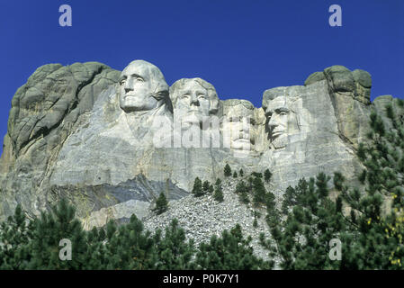 1993 storico Mount Rushmore National Monument (©& Gutzon Borglum LINCOLN 1941) BLACK HILLS SOUTH DAKOTA USA Foto Stock