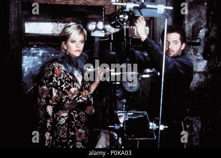 Pellicola originale titolo: ADDICTED PER AMORE. Titolo inglese: ADDICTED PER AMORE. Regista: Griffin Dunne. Anno: 1997. Stelle: Matthew Broderick; Meg Ryan. Copyright: Editoriale all'interno di utilizzare solo. Questa è una distribuita pubblicamente handout. I diritti di accesso soltanto, senza licenza di copyright fornite. Autorizzazione obbligatoria per Visual Icona (www.visual-icon.com) è richiesto per la riproduzione di questa immagine. Credito: fuorilegge / WETCHER, BARRY / Album Foto Stock