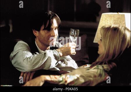 Pellicola originale titolo: ADDICTED PER AMORE. Titolo inglese: ADDICTED PER AMORE. Regista: Griffin Dunne. Anno: 1997. Stelle: Kelly Preston; TCHEKY KARYO. Copyright: Editoriale all'interno di utilizzare solo. Questa è una distribuita pubblicamente handout. I diritti di accesso soltanto, senza licenza di copyright fornite. Autorizzazione obbligatoria per Visual Icona (www.visual-icon.com) è richiesto per la riproduzione di questa immagine. Credito: fuorilegge / WETCHER, BARRY / Album Foto Stock