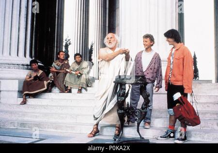 Pellicola originale titolo: Bill e Ted eccellente dell'avventura. Titolo inglese: Bill e Ted eccellente dell'avventura. Regista: STEPHEN HEREK. Anno: 1989. Stelle: SOKRATES; Keanu Reeves; ALEX WINTER; TONY STEEDMAN. Credito: ORION foto / Album Foto Stock