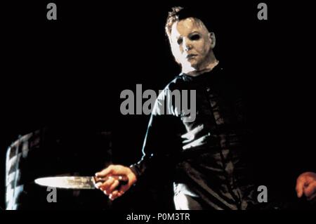 Pellicola originale titolo: HALLOWEEN: La maledizione di Michael Myers. Titolo inglese: HALLOWEEN: La maledizione di Michael Myers. Regista: JOE CHAPPELLE. Anno: 1995. Copyright: Editoriale all'interno di utilizzare solo. Questa è una distribuita pubblicamente handout. I diritti di accesso soltanto, senza licenza di copyright fornite. Autorizzazione obbligatoria per Visual Icona (www.visual-icon.com) è richiesto per la riproduzione di questa immagine. Credito: MIRAMAX / Album Foto Stock