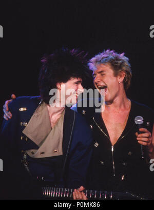 Duran Duran a Wembley Arena 1983: Simon le Bon Foto Stock