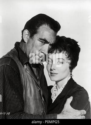 Pellicola originale titolo: ultimo treno da Gun Hill. Titolo inglese: ultimo treno da Gun Hill. Regista: JOHN STURGES. Anno: 1959. Stelle: Anthony Quinn; CAROLYN JONES. Credito: Paramount Pictures / Album Foto Stock