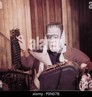 Pellicola originale titolo: IL MUNSTERS. Titolo inglese: il MUNSTERS. Anno: 1964. Stelle: FRED GWYNNE. Credito: CBS/MCA/UNIVERSAL / Album Foto Stock