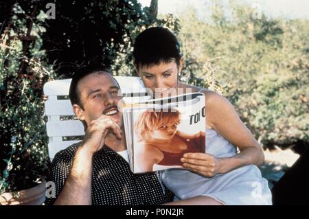 Pellicola originale titolo: SCREAM 3. Titolo inglese: SCREAM 3. Regista: WES CRAVEN. Anno: 2000. Stelle: David Arquette; COURTENEY COX. Copyright: Editoriale all'interno di utilizzare solo. Questa è una distribuita pubblicamente handout. I diritti di accesso soltanto, senza licenza di copyright fornite. Autorizzazione obbligatoria per Visual Icona (www.visual-icon.com) è richiesto per la riproduzione di questa immagine. Credito: MIRAMAX / Album Foto Stock
