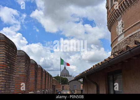 Roma, 17 maggio 2018, reportage da S. Angelo. Esterne e interne. I dettagli delle pareti. Foto Stock