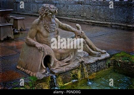 Statua in Schloss Hellbrunn Salisburgo, Austria Foto Stock