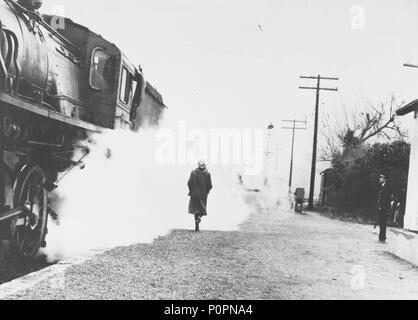 Pellicola originale titolo: EL ESPIRITU DE LA COLMENA. Titolo italiano: lo spirito dell'alveare. Regista: VICTOR ERICE. Anno: 1973. Credito: ELIAS QUEREJETA, P.C / Album Foto Stock