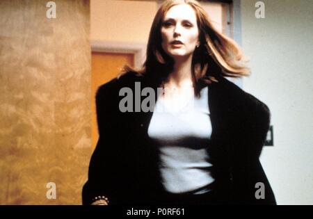 Pellicola originale titolo: MAGNOLIA. Titolo inglese: MAGNOLIA. Regista: Paul Thomas Anderson. Anno: 1999. Stelle: Julianne Moore. Credito: New Line Cinema / Album Foto Stock