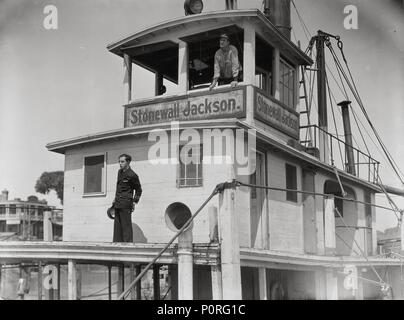 Pellicola originale titolo: STEAMBOAT BILL JR. Titolo inglese: STEAMBOAT BILL JR. Regista: CHARLES REISNER. Anno: 1928. Stelle: BUSTER KEATON. Credito: United Artists / Album Foto Stock