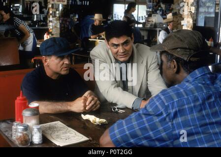 Pellicola originale titolo: Gone Fishin'. Titolo inglese: Gone Fishin'. Regista: CHRISTOPHER Caino. Anno: 1997. Stelle: Danny Glover; JOE PESCI. Credito: HOLLYWOOD foto / Album Foto Stock