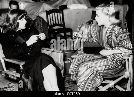 Pellicola originale titolo: stadio porta. Titolo inglese: stadio porta. Regista: Gregory La Cava. Anno: 1937. Stelle: Ginger Rogers; Katharine Hepburn. Credito: RKO / Album Foto Stock