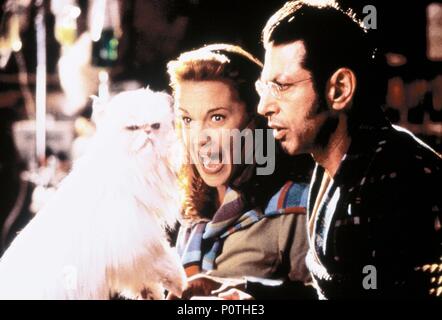 Pellicola originale titolo: cani e gatti. Titolo inglese: cani e gatti. Regista: LAWRENCE GUTERMAN. Anno: 2001. Stelle: Jeff Goldblum; Elizabeth Perkins. Credito: VILLAGE ROADSHOW / Album Foto Stock