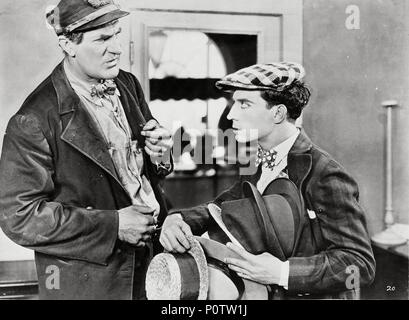 Pellicola originale titolo: STEAMBOAT BILL JR. Titolo inglese: STEAMBOAT BILL JR. Regista: CHARLES REISNER. Anno: 1928. Stelle: BUSTER KEATON; ERNEST TORRENCE. Credito: United Artists / Album Foto Stock