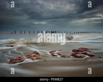 Lasciati dietro Happisburgh Foto Stock