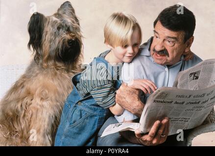 Pellicola originale titolo: DENNIS LA MINACCIA. Titolo inglese: DENNIS LA MINACCIA. Regista: castello del Nick. Anno: 1993. Stelle: Walter Matthau; MASON GAMBLE. Credito: WARNER BROTHERS / Album Foto Stock