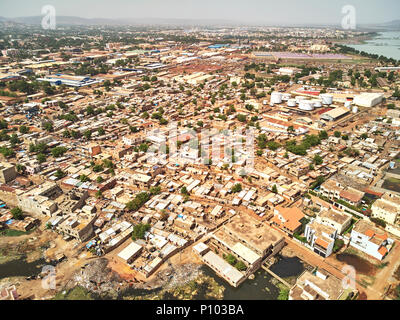 Bamako è la capitale e la città più grande del Mali, con una popolazione di 1,8 milioni di euro. Nel 2006 è stato stimato a più rapida crescita città in Africa Foto Stock