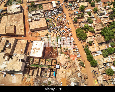 Bamako è la capitale e la città più grande del Mali, con una popolazione di 1,8 milioni di euro. Nel 2006 è stato stimato a più rapida crescita città in Africa Foto Stock