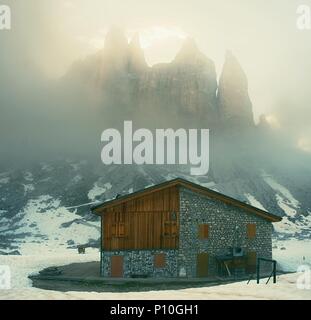 Escursione a soffietto tour Tre Cime di Lavaredo, i Cadini di Misurina gamma nel Parco Nazionale. Dolomiti Alto Adige. Italia Europa. Foto Stock