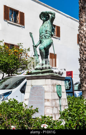 Gibilterra, Regno Unito - 18 Maggio 2017: Monumento al volontario di Gibilterra Corps, Gibilterra forza di difesa e il Reggimento di Gibilterra Seconda Guerra Mondiale, Gibr Foto Stock