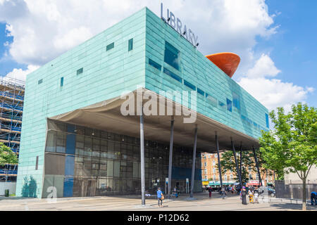 Peckham Library, Peckham Hill Street, Peckham, del London borough di Southwark, Greater London, England, Regno Unito Foto Stock