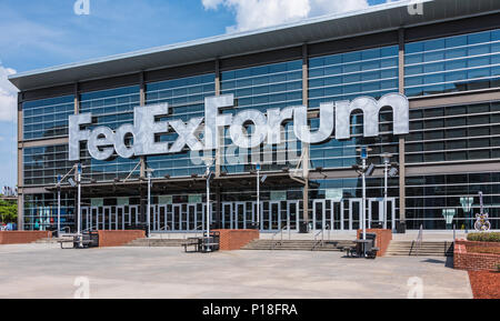 FedEx Forum arena sportiva e luogo di ritrovo per eventi su Beale Street nel centro di Memphis, Tennessee. (USA) Foto Stock