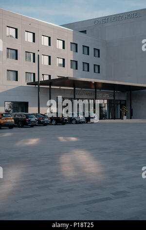 WETZLAR, maggio 2018 - vista esterna di Ernst Leitz Hotel prima della sua apertura ufficiale al Parco Leitz di Wetzlar Foto Stock