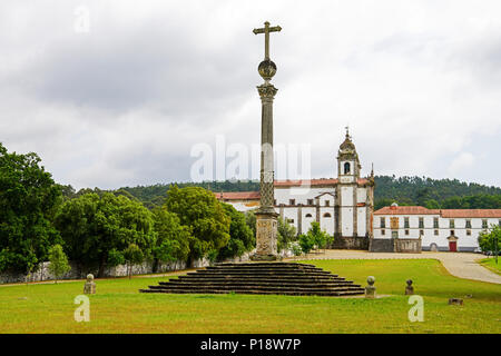 Vista del Monastero di São Martinho de Tibães, Braga, Portogallo. Foto Stock