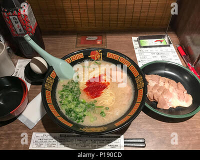 Tokyo, Giappone - 30 Aprile 2017: Ichiran Ramen è uno dei più famosi Noodle Giapponesi ristoranti in franchising in Giappone Foto Stock
