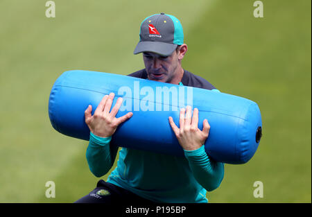 In Australia il capitano Tim Paine durante la sessione di reti presso la Kia ovale, Londra. Foto Stock