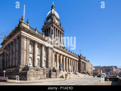 Leeds town hall la headrow leeds city centre yorkshire Inghilterra Municipio di Leeds yorkshire Inghilterra England Regno unito Gb europa Foto Stock