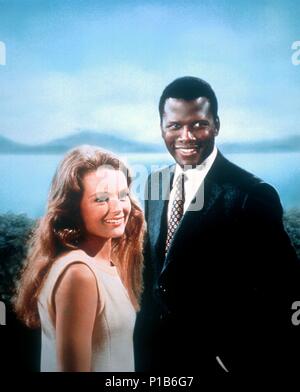 Pellicola originale titolo: Indovina chi viene a cena. Titolo inglese: Indovina chi viene a cena. Regista: Stanley Kramer. Anno: 1967. Stelle: Sidney Poitier; KATHARINE HOUGHTON. Credito: Columbia Pictures / Album Foto Stock