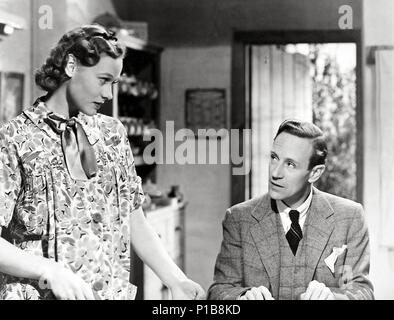 Pellicola originale titolo: IL PRIMO DI POCHI. Titolo inglese: Spitfire. Regista: LESLIE HOWARD. Anno: 1942. Stelle: David Niven; ROSAMUND JOHN. Credito: aviazione britannica foto / Album Foto Stock