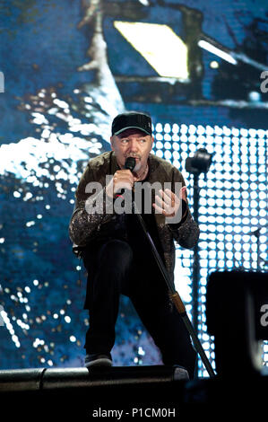 Roma, Italia. 11 Giugno, 2018. Vasco Rossi nel conte presso gli stadi olimpici di Roma con la sua non-stop live 2018. Nella foto Vasco Rossi Credit: Indipendente Agenzia fotografica/Alamy Live News Foto Stock