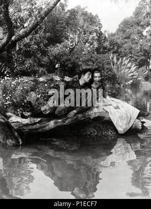 Pellicola originale titolo: Sette Spose per Sette Fratelli. Titolo inglese: Sette Spose per Sette Fratelli. Regista: Stanley Donen. Anno: 1954. Stelle: TOMMY RALL; Betty Carr. Credito: M.G.M / Album Foto Stock