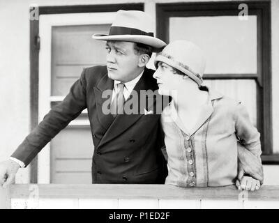 Descrizione: El direttore Edmund Goulding con su hija.. Stelle: EDMUND GOULDING. Foto Stock